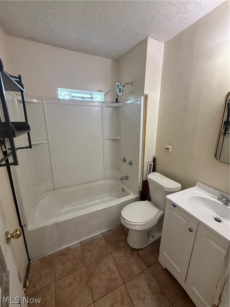 4234 E 111th Street Cleveland OH 44105