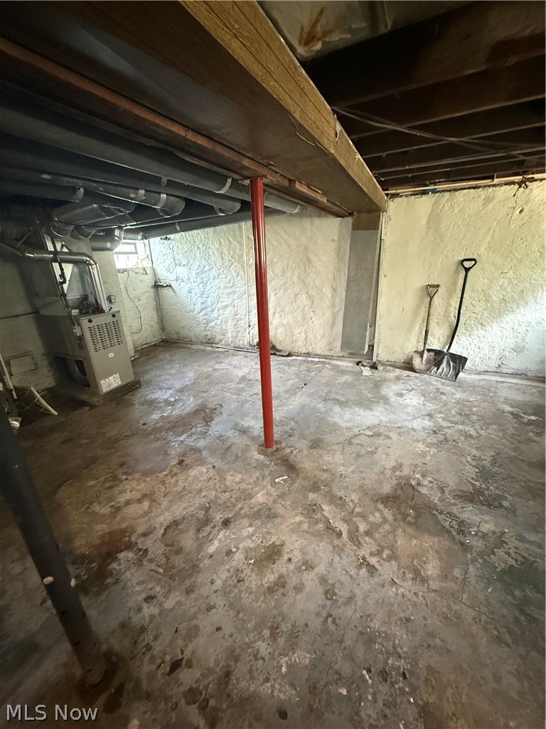 4234 E 111th Street Cleveland OH 44105