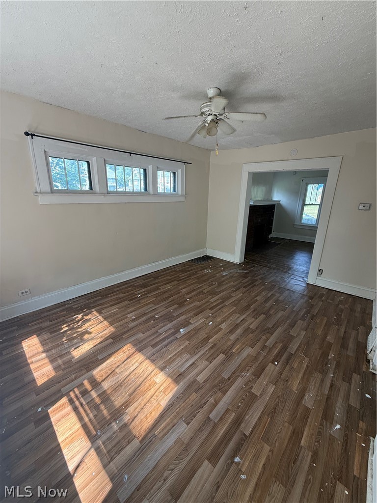 4234 E 111th Street Cleveland OH 44105