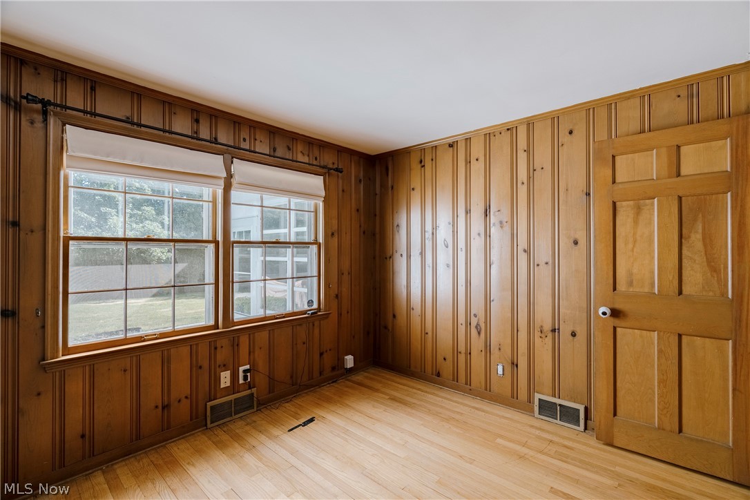 21249 Colby Road Shaker Heights OH 44122