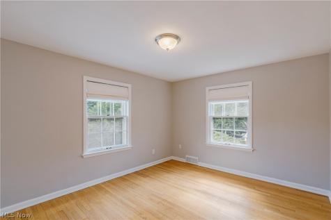21249 Colby Road Shaker Heights OH 44122