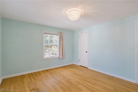 21249 Colby Road Shaker Heights OH 44122