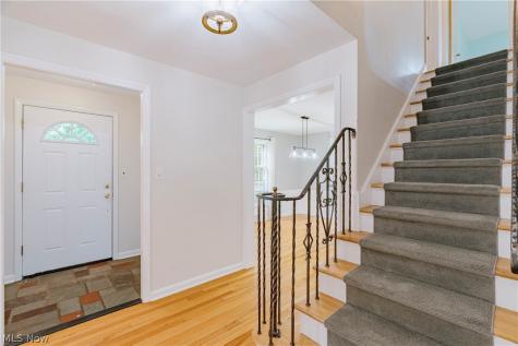 21249 Colby Road Shaker Heights OH 44122