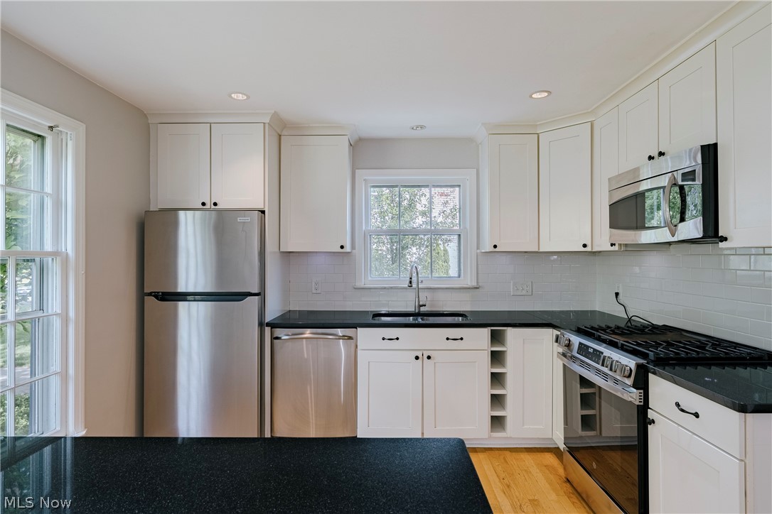 21249 Colby Road Shaker Heights OH 44122