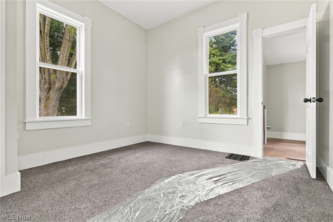 245 E Maryland Avenue Sebring OH 44672