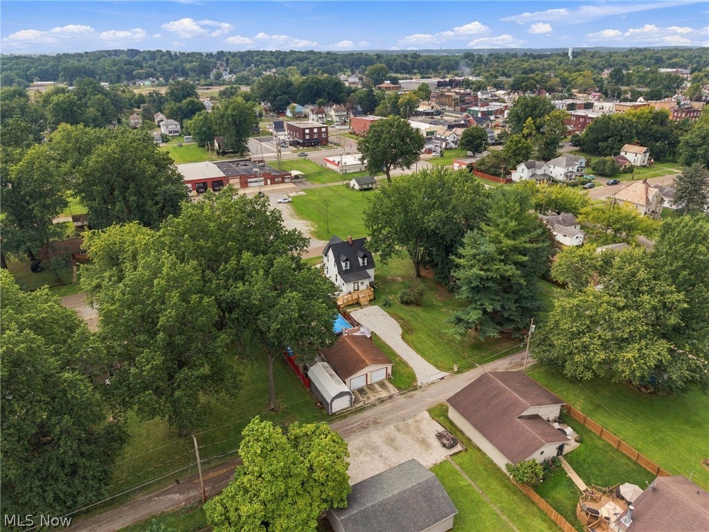 245 E Maryland Avenue Sebring OH 44672