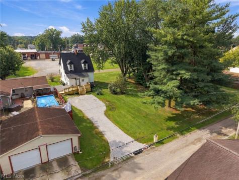 245 E Maryland Avenue Sebring OH 44672