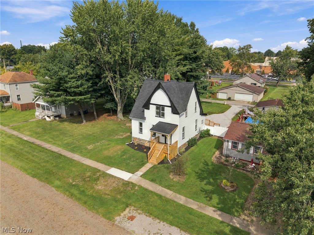 245 E Maryland Avenue Sebring OH 44672