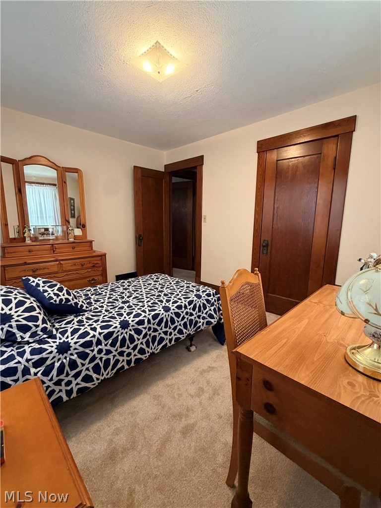 244 Ertle Avenue NE Massillon OH 44646