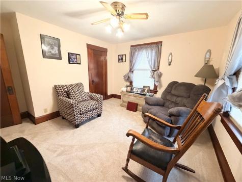 244 Ertle Avenue NE Massillon OH 44646