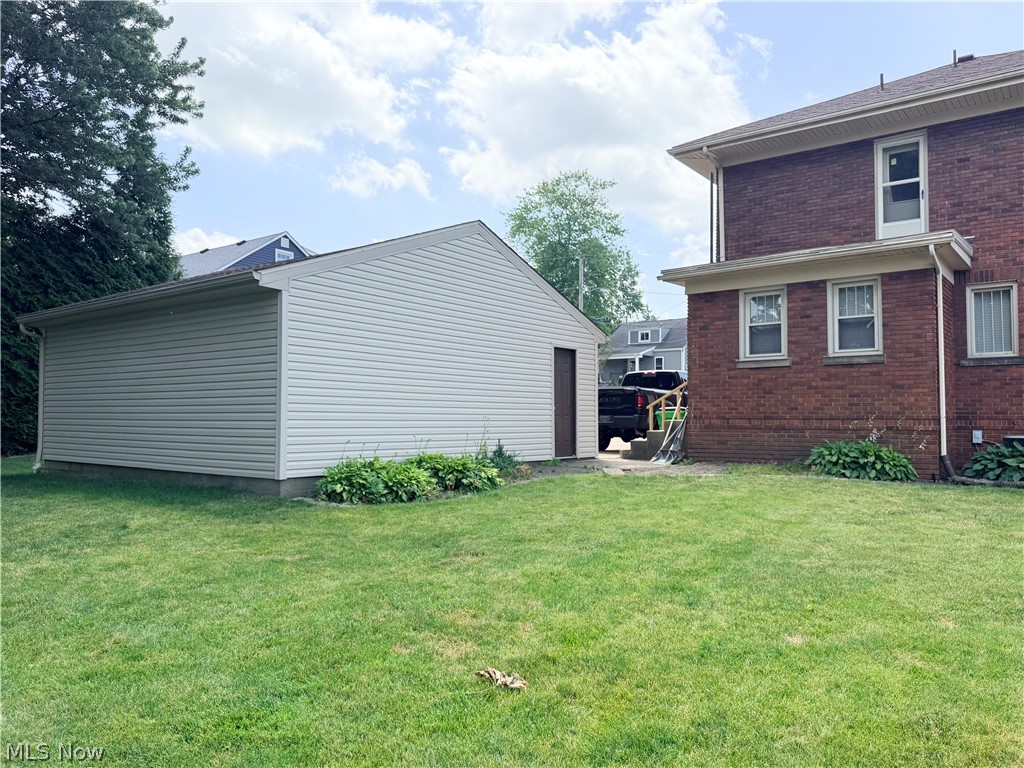 244 Ertle Avenue NE Massillon OH 44646