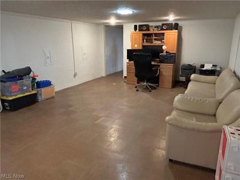 8945 Big Creek Parkway Strongsville OH 44149