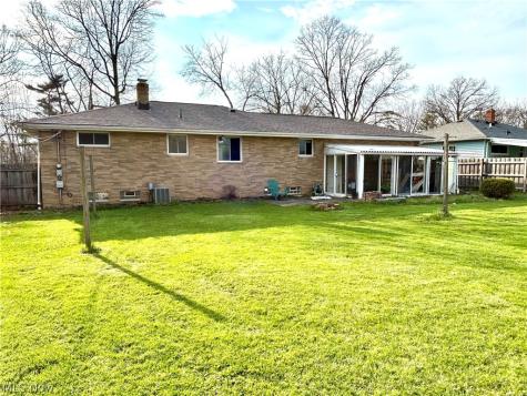 8945 Big Creek Parkway Strongsville OH 44149