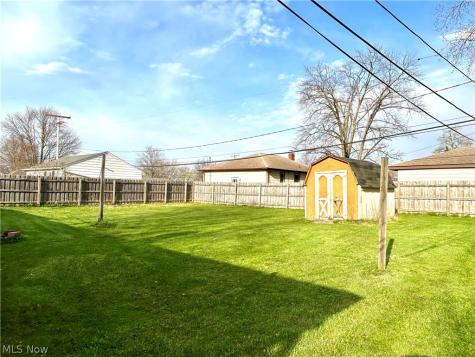 8945 Big Creek Parkway Strongsville OH 44149