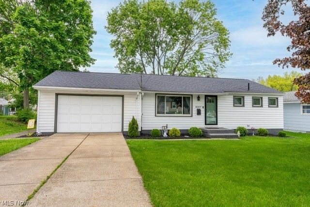 4007 Shanabruck Avenue NW Canton OH 44709