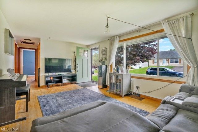 4007 Shanabruck Avenue NW Canton OH 44709