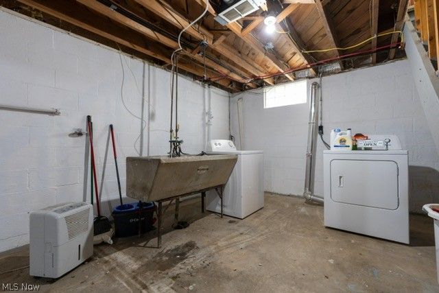 4007 Shanabruck Avenue NW Canton OH 44709