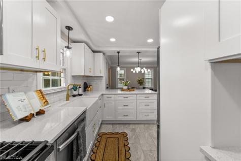 3646 Lindholm Road Shaker Heights OH 44120
