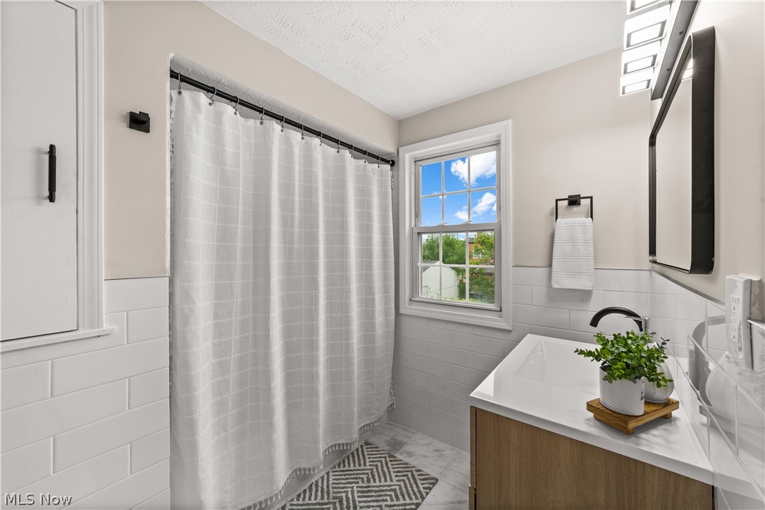 3646 Lindholm Road Shaker Heights OH 44120