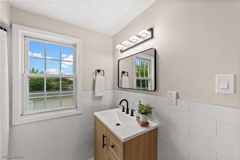 3646 Lindholm Road Shaker Heights OH 44120