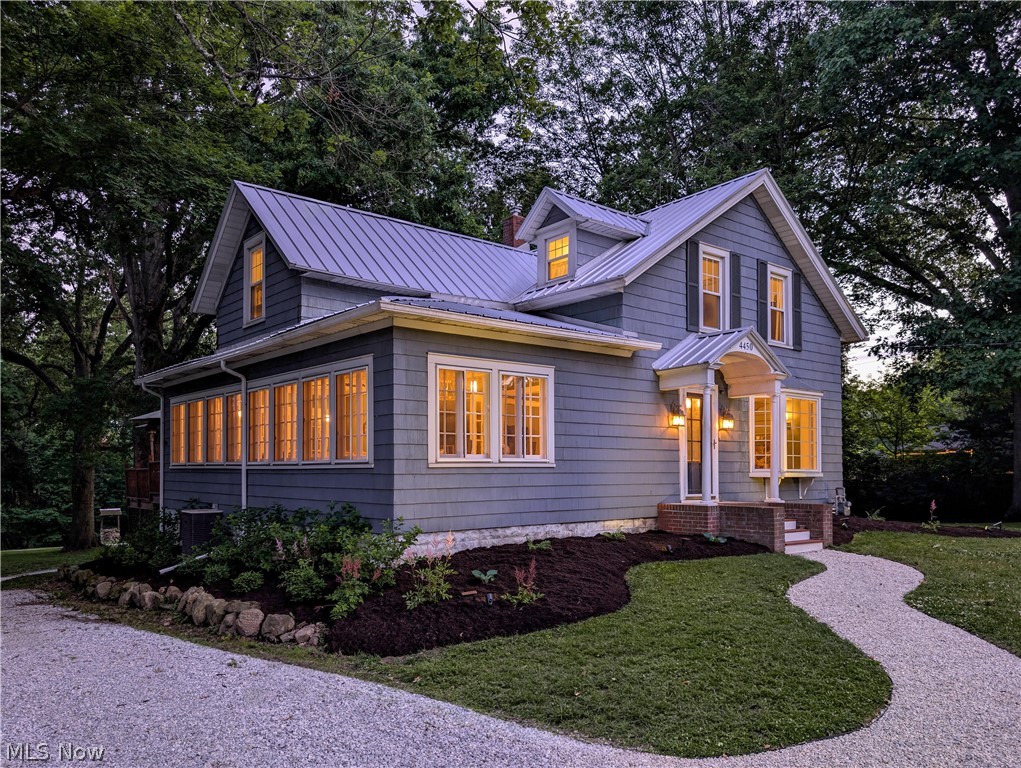 4450 Greenwich Road Norton OH 44203