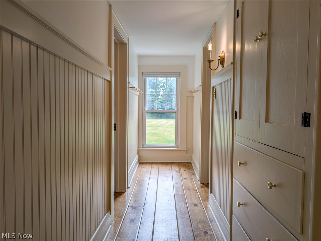 4450 Greenwich Road Norton OH 44203