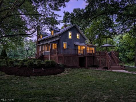 4450 Greenwich Road Norton OH 44203