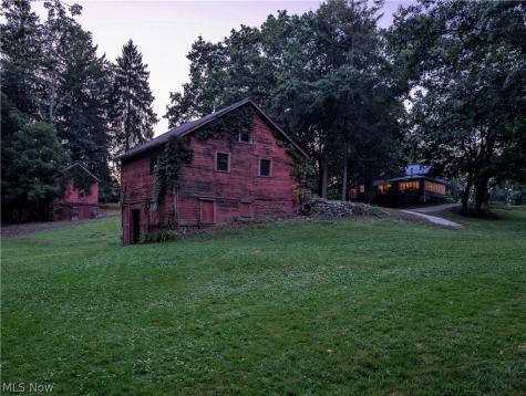 4450 Greenwich Road Norton OH 44203