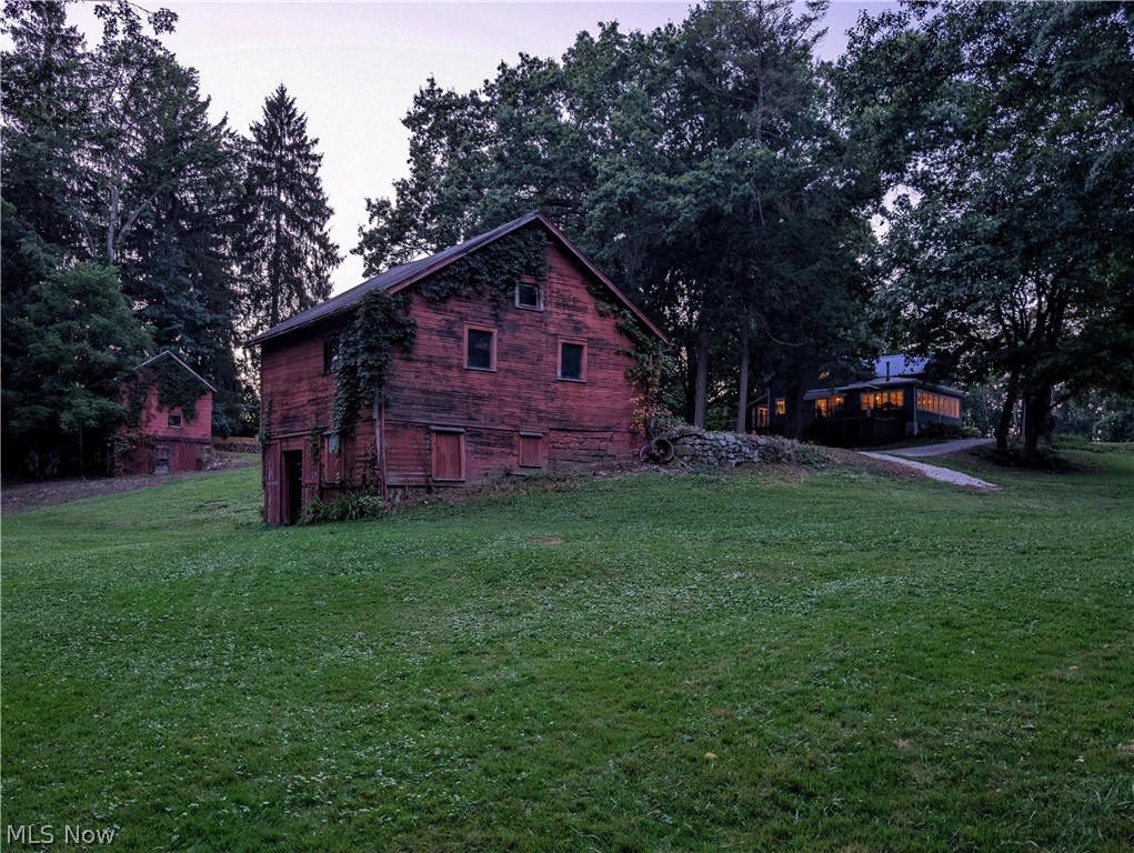 4450 Greenwich Road Norton OH 44203