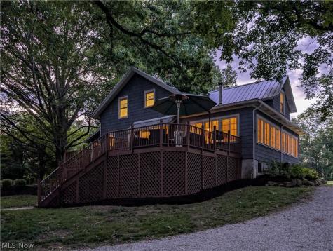 4450 Greenwich Road Norton OH 44203