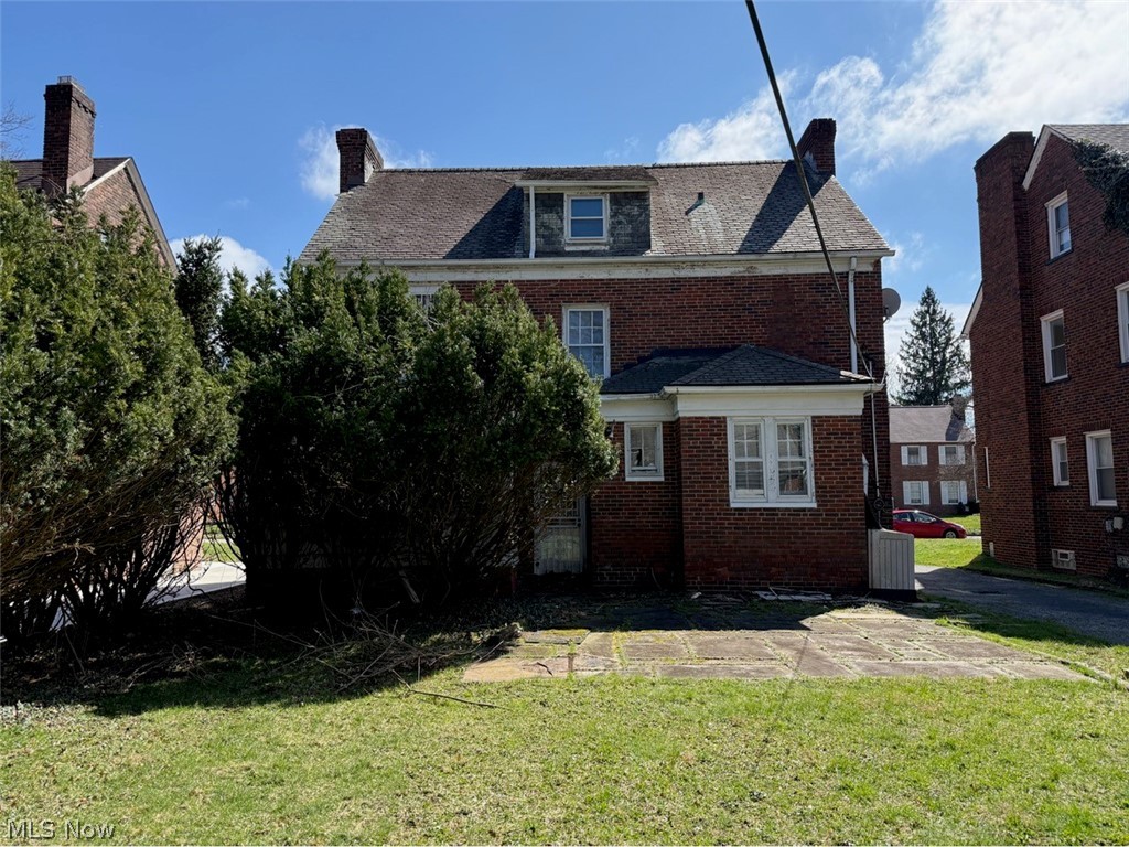 16173 Glynn Road East Cleveland OH 44112