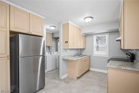23340 Roger Drive Euclid OH 44123