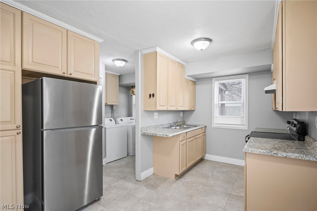 23340 Roger Drive Euclid OH 44123