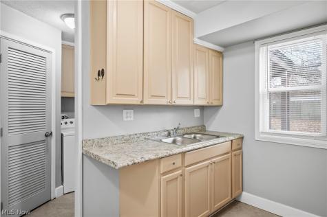23340 Roger Drive Euclid OH 44123