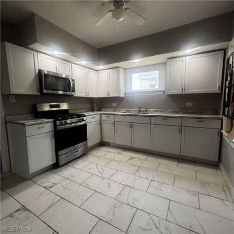 685 E 131st Street Cleveland OH 44108