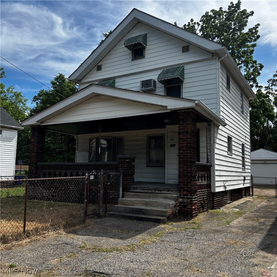 685 E 131st Street Cleveland OH 44108