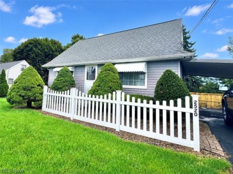 2520 Clarendon Avenue NW Canton OH 44708