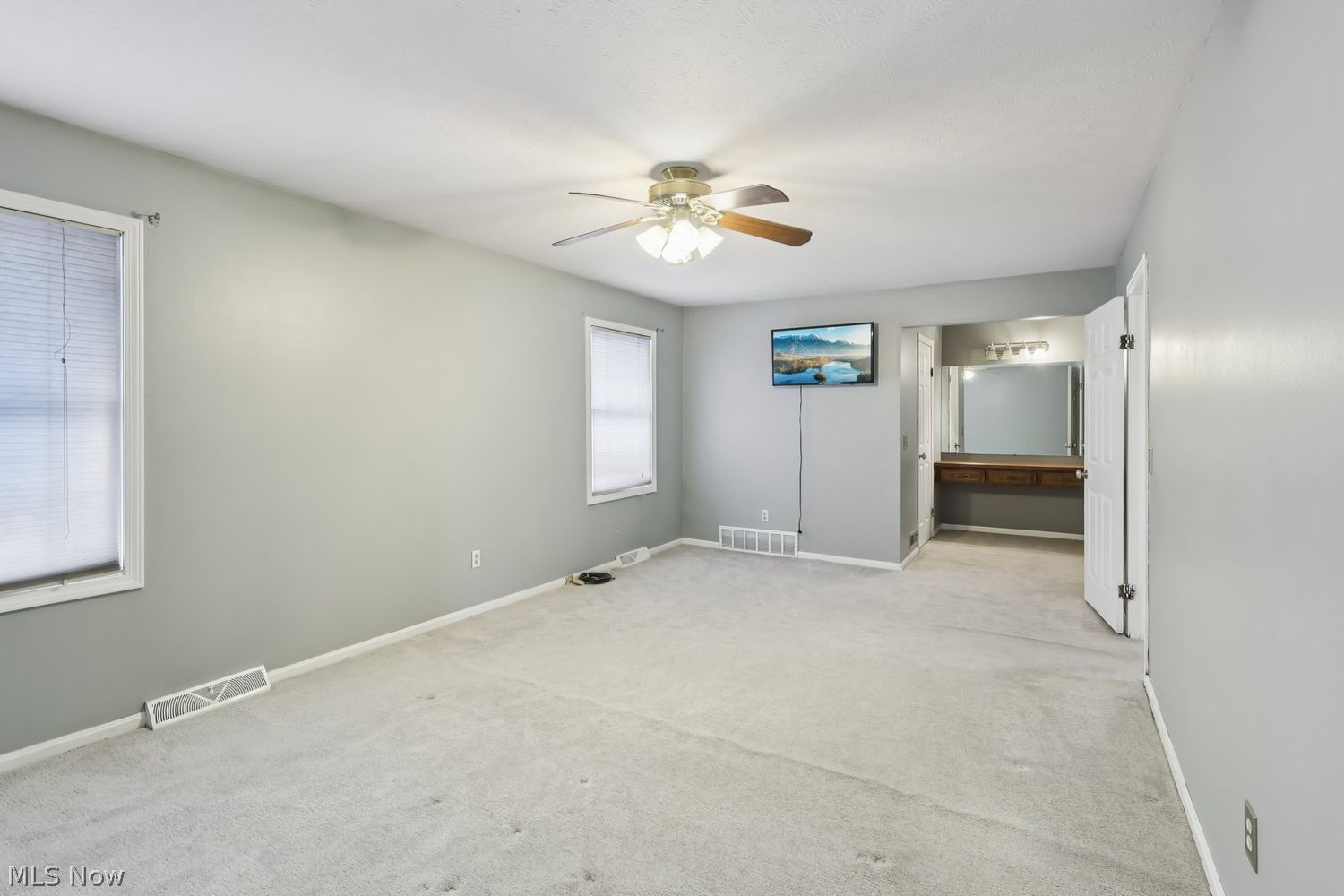 541 Orchardview Avenue Seven Hills OH 44131