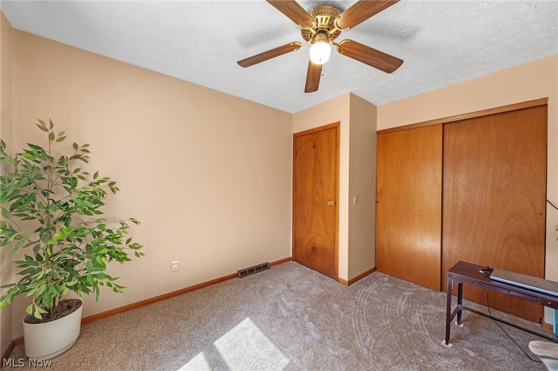 6216 College Street SW Navarre OH 44662