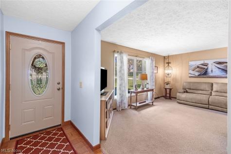 6216 College Street SW Navarre OH 44662
