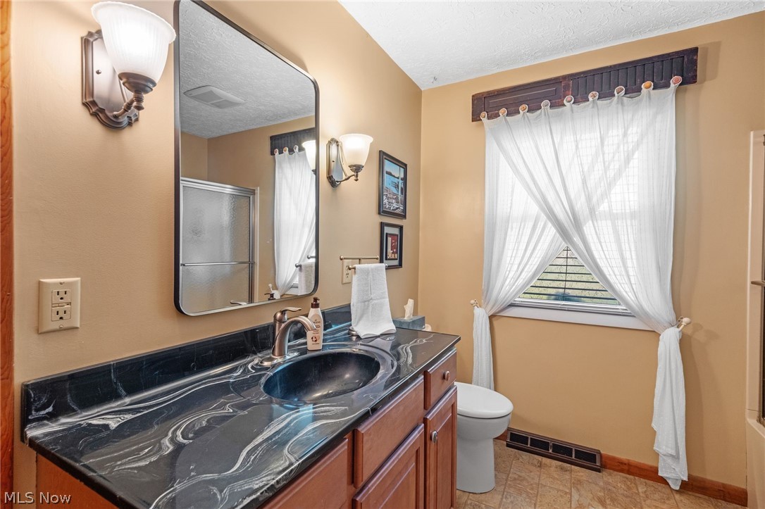 6216 College Street SW Navarre OH 44662