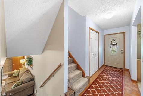 6216 College Street SW Navarre OH 44662