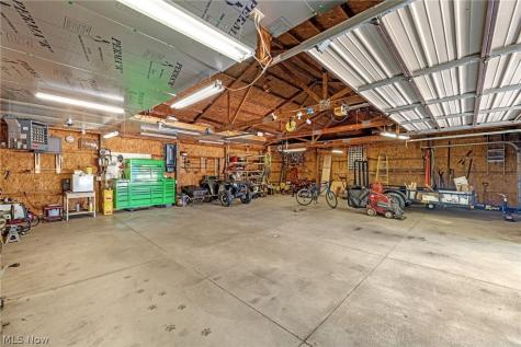 6216 College Street SW Navarre OH 44662