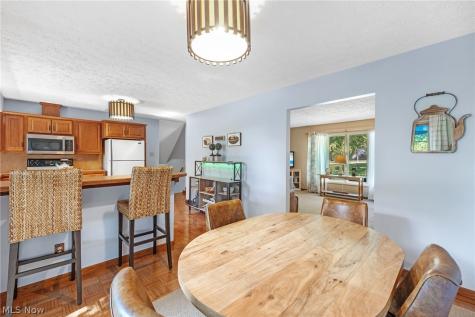 6216 College Street SW Navarre OH 44662