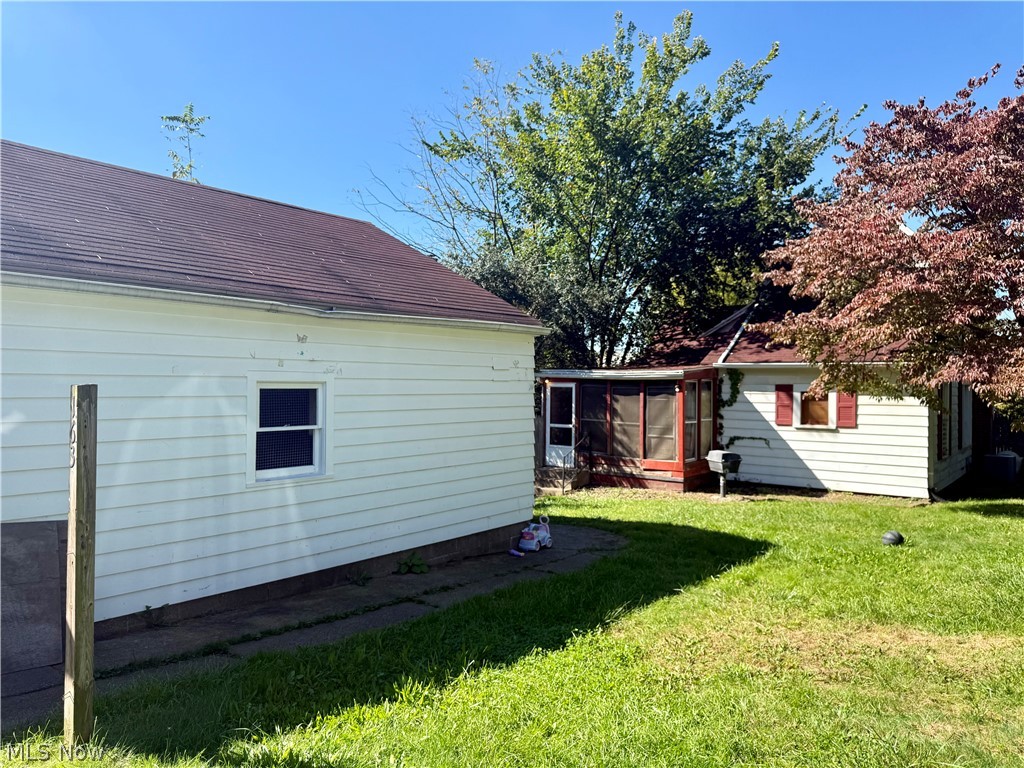 1636 Gibbs Avenue N Canton OH 44705