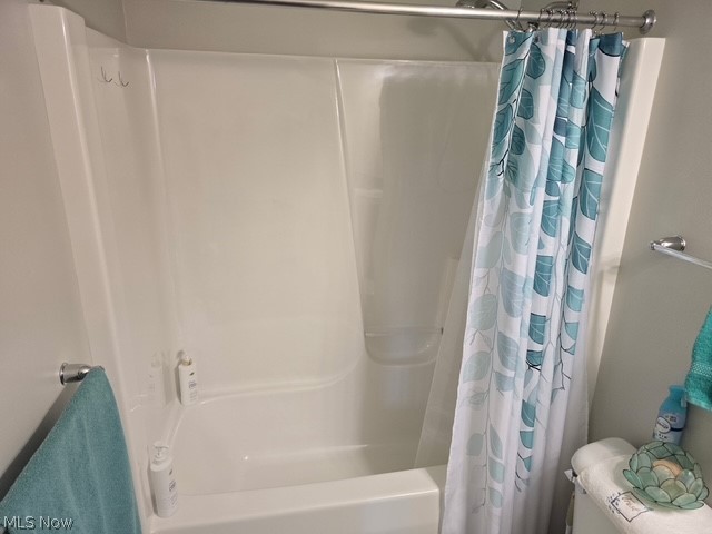 313 Breckenridge Oval Elyria OH 44035