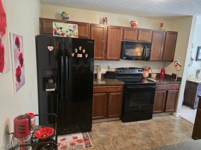 313 Breckenridge Oval Elyria OH 44035