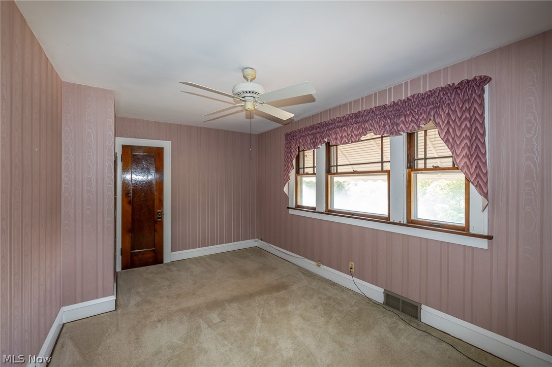 8028 Dresden Avenue Parma OH 44129