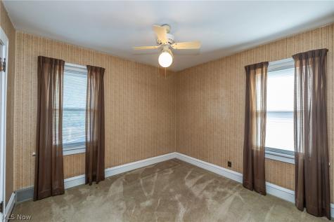 8028 Dresden Avenue Parma OH 44129