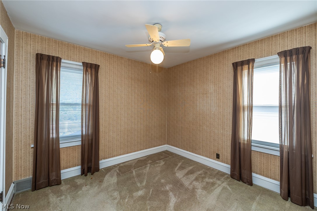 8028 Dresden Avenue Parma OH 44129
